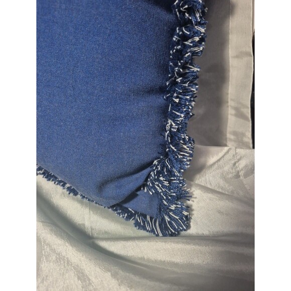 Set Of 2 Outdoor Navy Blue With White Teardrop Design Pillows - Picture 8 of 13